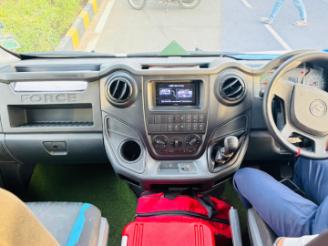 13 Seater Force Urbania